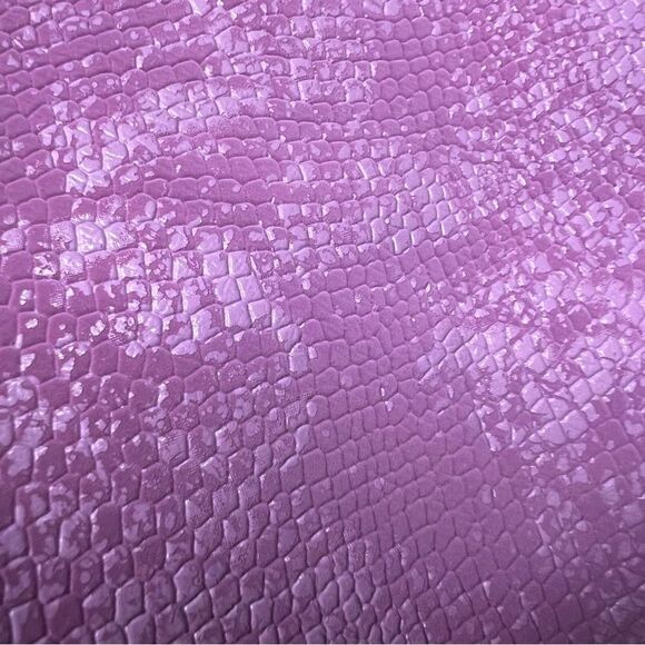 Zemeta for Dolls Kill pink faux leather embossed bootcut pant. Size L. - Picture 15 of 17